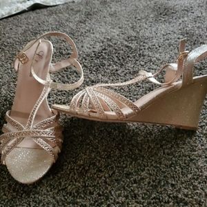 Peach and silver gem wedges